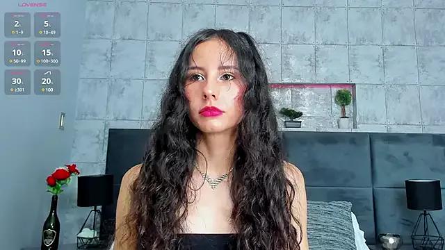 Sarah-Grace on StripChat 