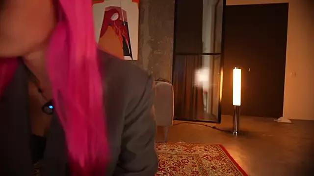 Sarah_Pink on StripChat 