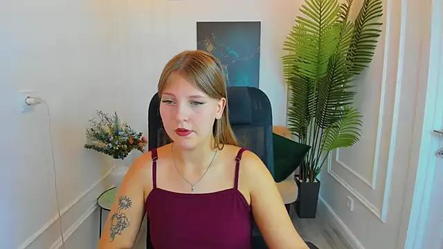 SaraMayki on StripChat 
