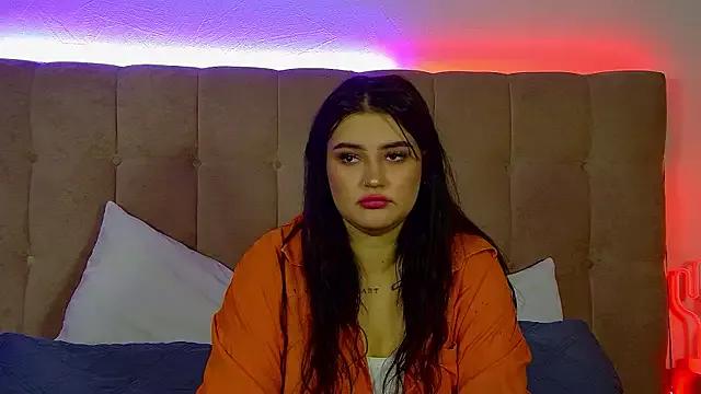 SaraOswald on StripChat 