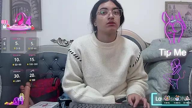 SaraTrump on StripChat 