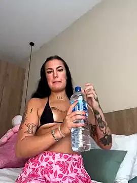 savana_heart on StripChat 
