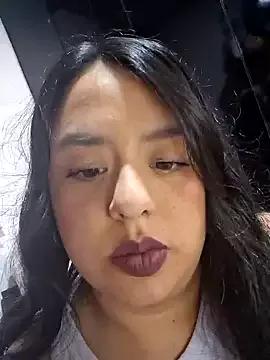 savannah_whatson_ on StripChat 