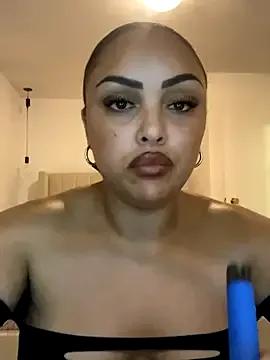 Scarlett-xox — Oil these boobs baby 
