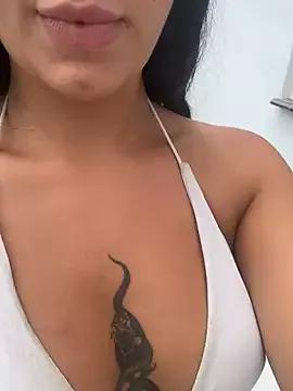 Selena38 on StripChat 