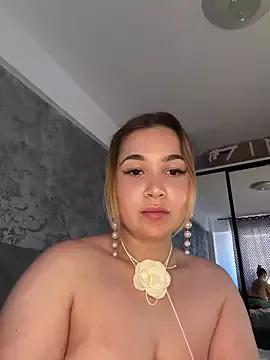 SelenaaD on StripChat 
