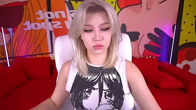 SelenaIris on StripChat 