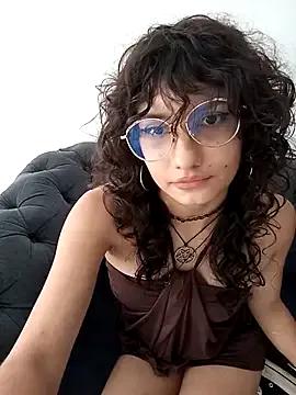 selenareyes — So sexy 