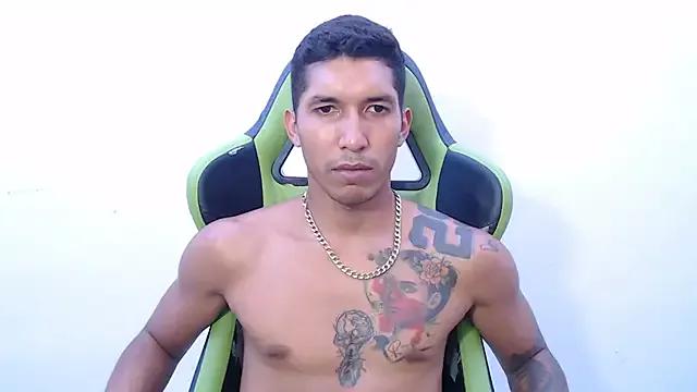 sensualduo on StripChat