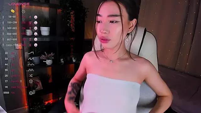sensualily on StripChat 