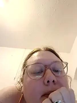 Sexycurvyemilyy on StripChat