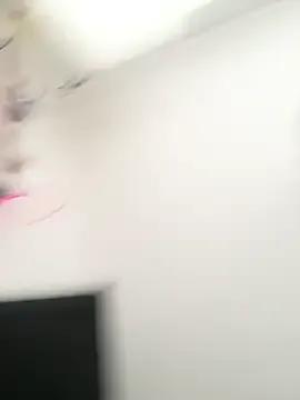 SexySophiaax — GET MY BOOBS OUT 