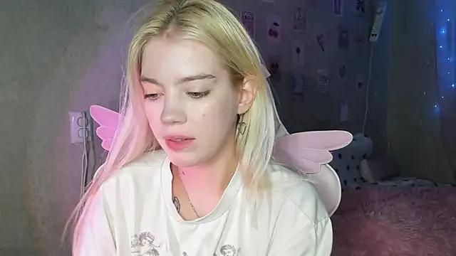 Shawty_Blonde on StripChat