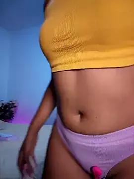 SheenaBrooke on StripChat 
