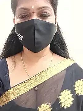shivani27 — Gold chain