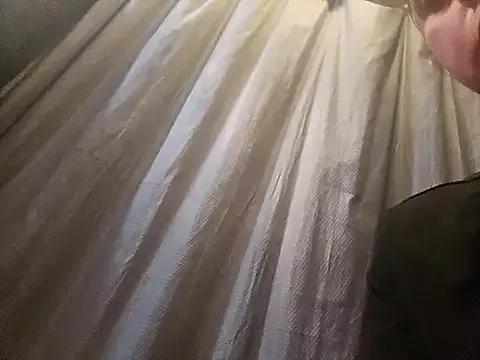 ShysluutGia on StripChat 