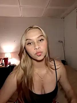 Siennalust1 — Rub dildo between tits