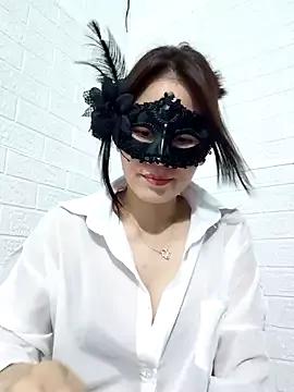 Singlemom69x — Show  boob
