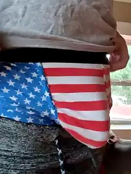 sizableunicorn7 on StripChat