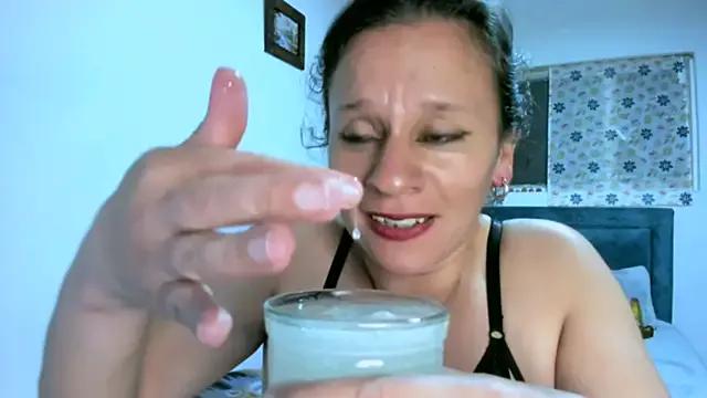 sofi_saliva2511 — Freechat on StripChat