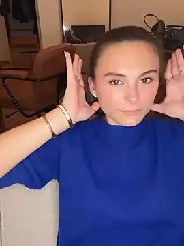 SophiiaStarr —  Doggy & Twerk with Eye Contact 