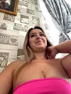 StasyWood on StripChat 