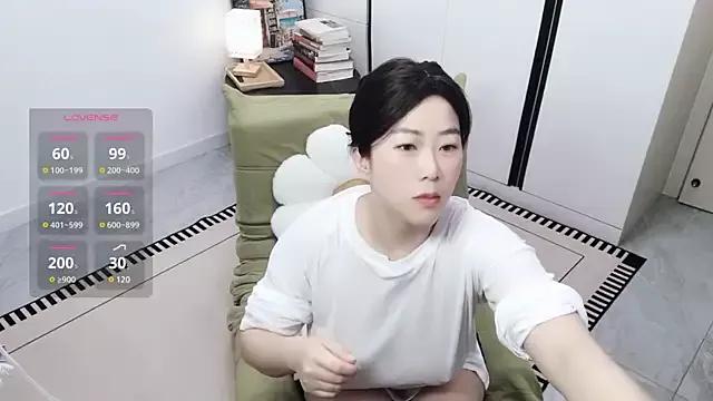 summer_996 on StripChat 