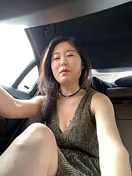 sunny-520 on StripChat 