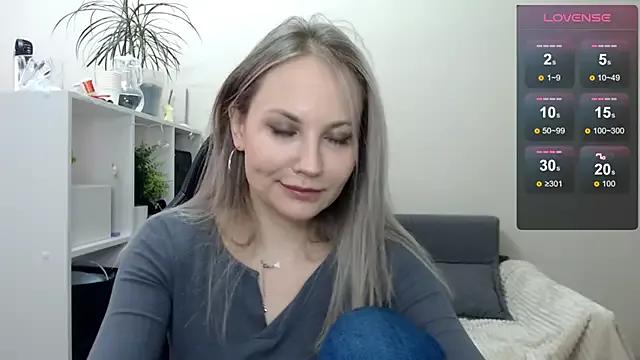 Sunny_bunny6 on StripChat 