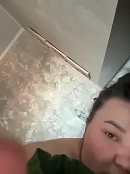 SunnyLeila2101 — Freechat on StripChat