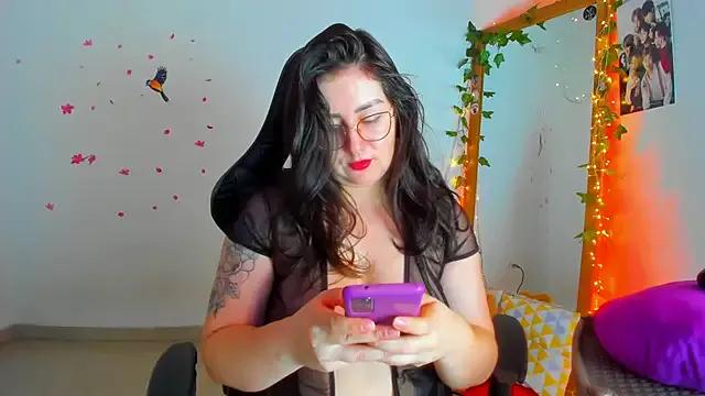 Susan_Foxx — show squirt on my torso