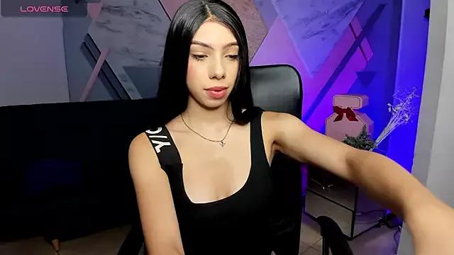 SusanVegaa on StripChat 