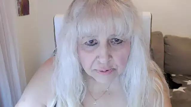 SusiLifeXXX on StripChat 