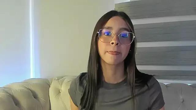 sweet_obsession__ on StripChat 