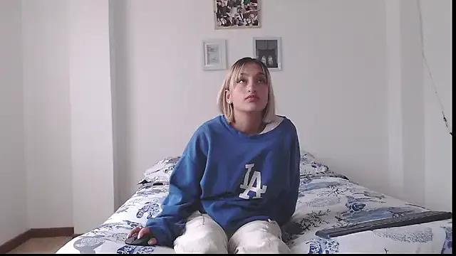 Sweet_paradisex on StripChat 
