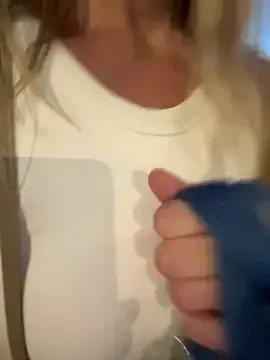 SweetCupcaks on StripChat 