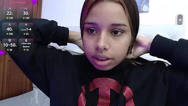 sweetebony_33 on StripChat 