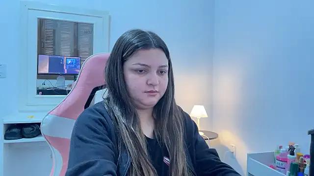 SweetFoxEyes_ on StripChat 