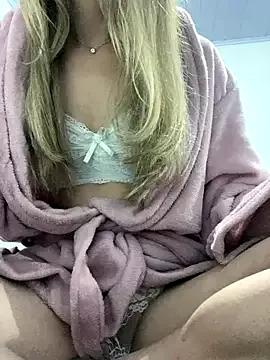 SweetGraciosa on StripChat 
