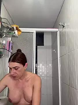 sweethoneytsx on StripChat 