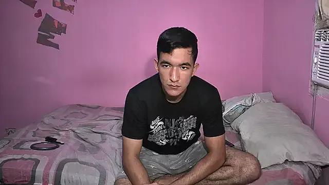 Sweetiefoxxx on StripChat 