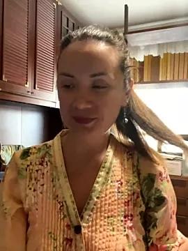 SweetLera on StripChat 