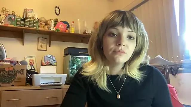 SweetMaisie on StripChat 