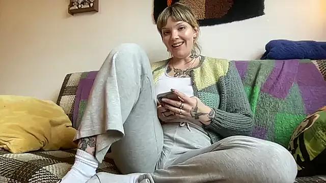 SweetMaisie on StripChat 