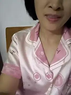 Sweets24 on StripChat