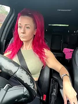 SweetSolez on StripChat 