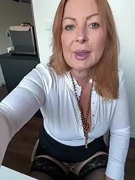 TammyJeann on StripChat 