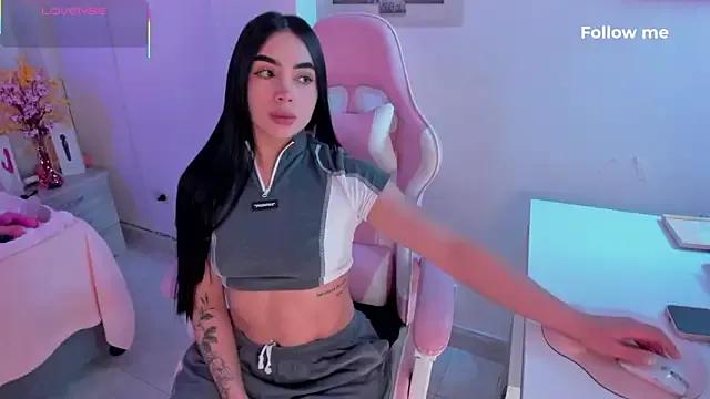 tamy_xoo on StripChat