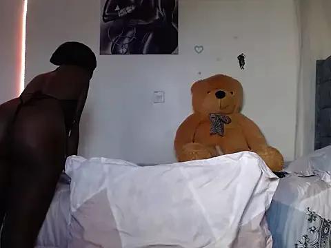 TeenieReeny on StripChat 