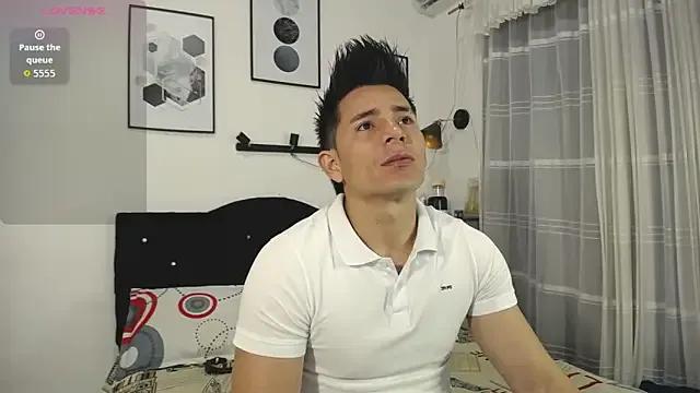 Thomas_and_lyan on StripChat